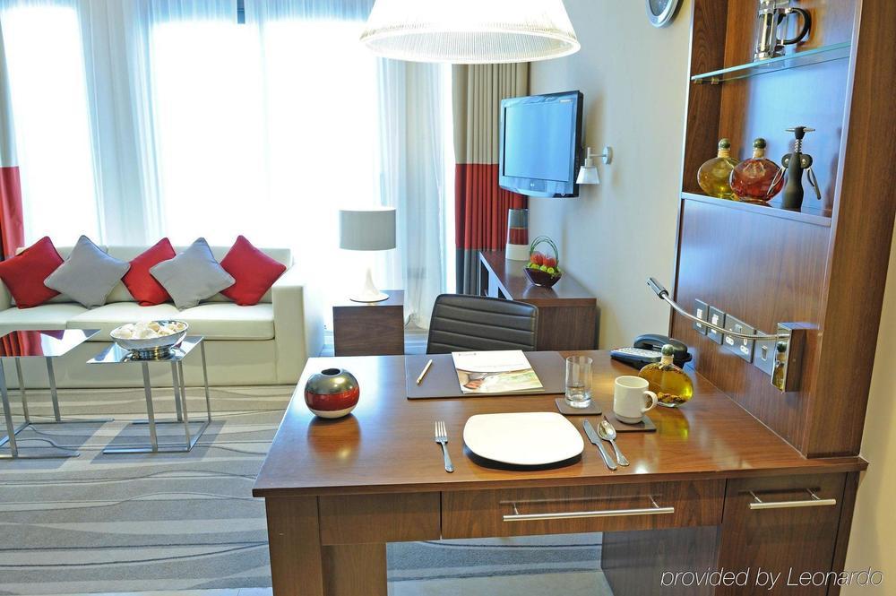 Staybridge Suites Yas Island Abu Dhabi, An Ihg Hotel Zimmer foto