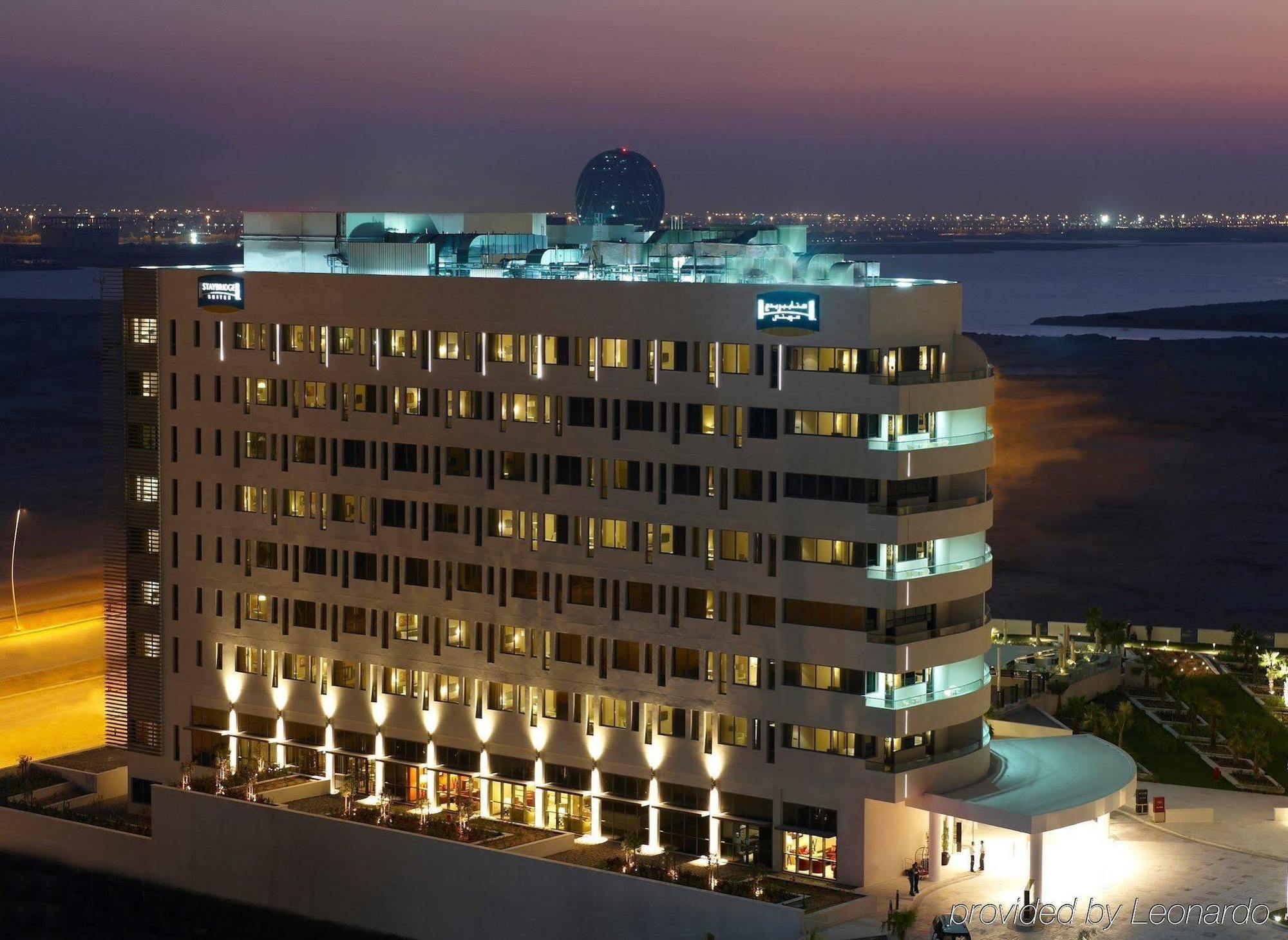 Staybridge Suites Yas Island Abu Dhabi, An Ihg Hotel Exterior foto